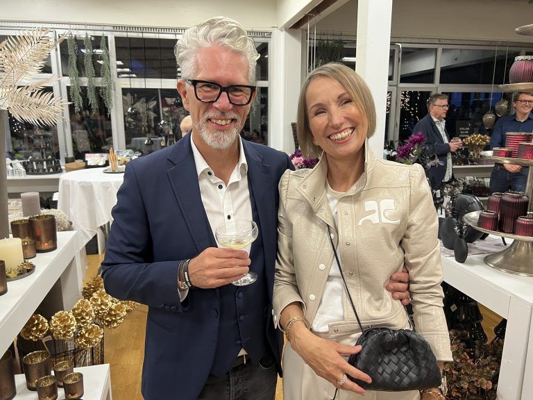 Christine und Reiseexperte Stefan Müller
