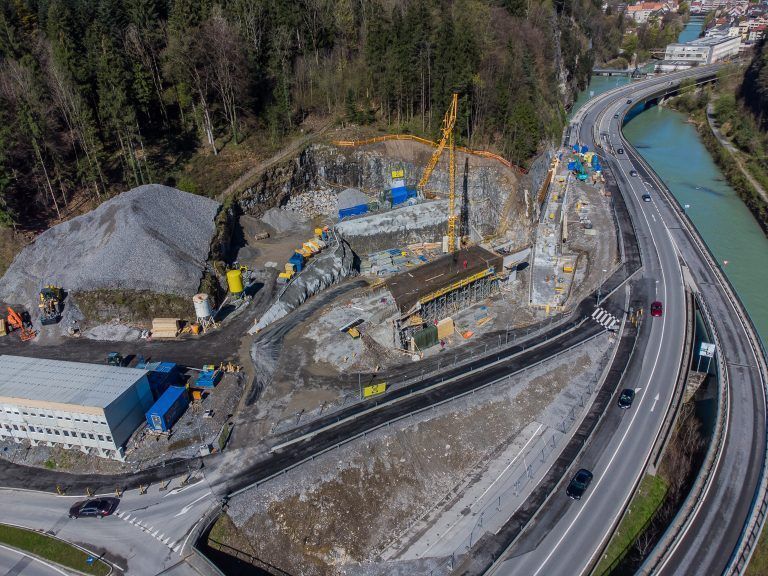 Stadttunnel Felsenau Frastanz, Bitte aktuelle Fotos von der Baustelle Stadttunnel Felsenau… Wenn möglich mit Drohne.