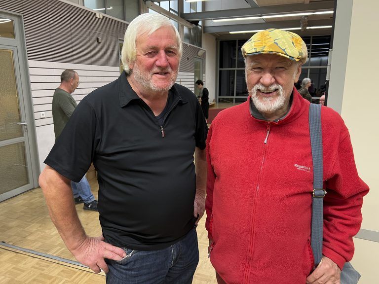 Franz Fussenegger und Reini Frenzel kamen ins Pfarrheim