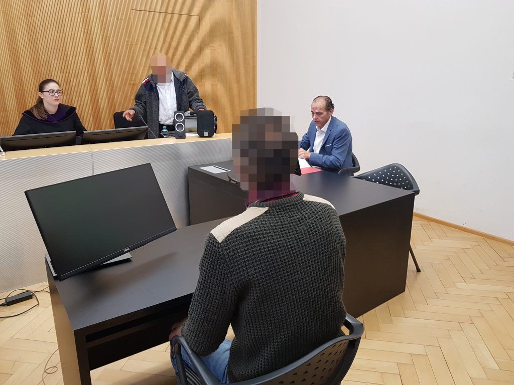 Dreister Betrug mit Minibagger aufgeflogen