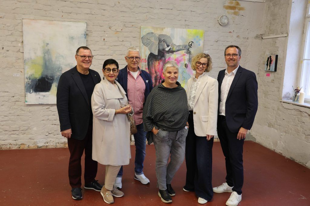 Abstraktes, Tiere und Fabelwesen