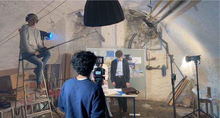 Von der Schulbank zur Filmproduktion