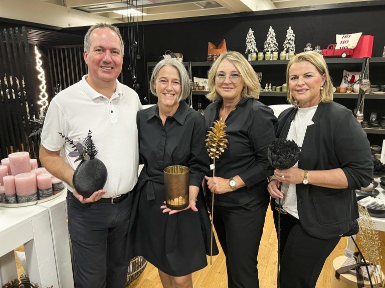Patrick und Bettina Egle mit Anne Lins und Sigrid Drexel präsentierten den neuen Feinkostina Concept-Store