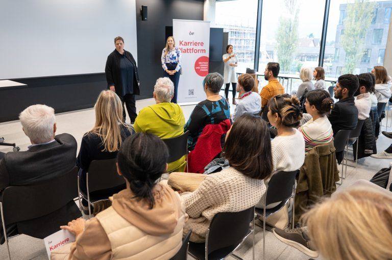 Pflege-Info-Messe an der FH