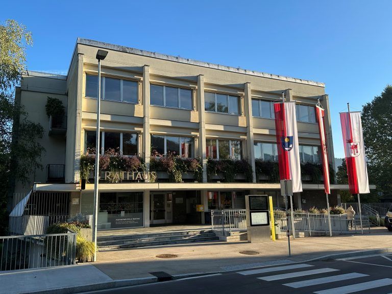 Marktgemeinde Frastanz, Rathaus, Drohnenaufnahme