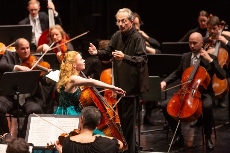Bregenz am 20 2024 SOV Symphonieorchester Vorarlberg, Konzert 2,Gustav Mahler, Arnold Schoenberg Dirigent Gerard Korsten, Violocello Harriet Krijch