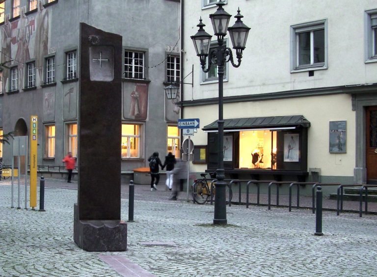 Aus Stein geformt: Mit Flex und Kettensäge zu außergewöhnlichen Skulpturen