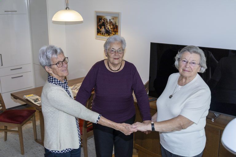 geschichte mit frau urban, sie hat seit 1954 vier freundinnen