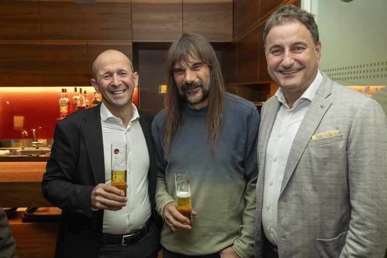 Treffpunkt Business circle im Restaurant Guth