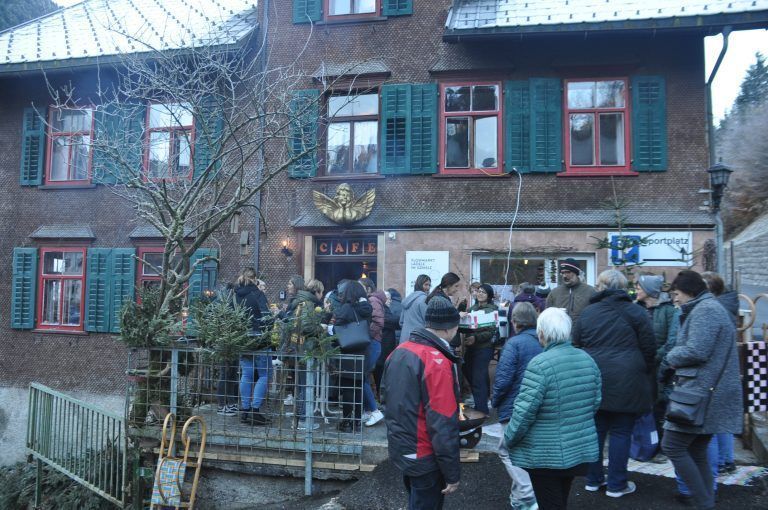 Adventfunkeln in Blons