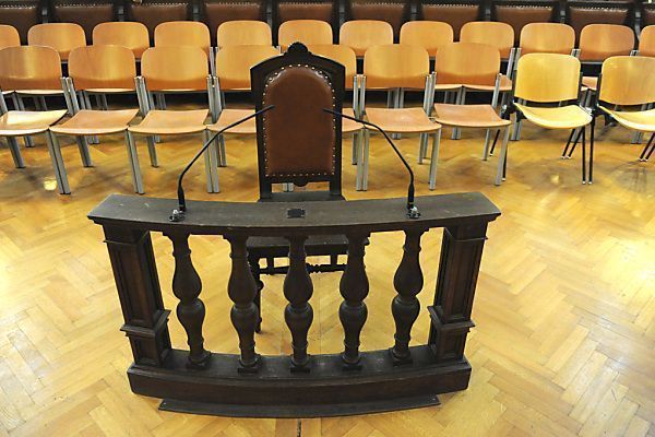 Lebenslange Haft für Betreuer wegen Missbrauchs von Kindern