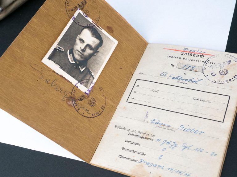 Im Archiv wird auch an so tragische Zeiten erinnert - Archivbesichtigung in Meiningen