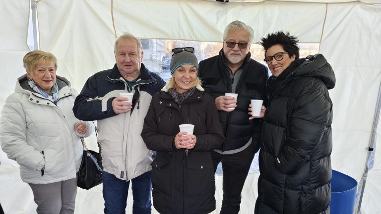 Margarete und Karl Spitzeder, Heike Montiperle, Gustav und Christine Rehberger auf dem Danke-Fest. - Danke-Fest der Dorfsennerei Schlins-Röns - Dorfsennerei Schlins