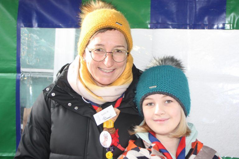 Kathi mit Tochter Mia - Rankweiler Adventmarkt