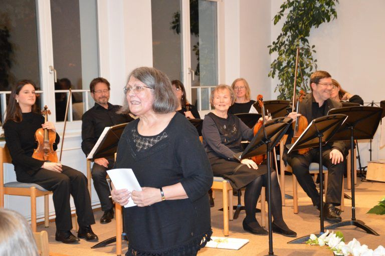 Rozalia Röczey dankte mit bewegten Worten - 25 Jahre Lustenauer Kammermusiker - 25 Jahre Lustenauer Kammermusiker