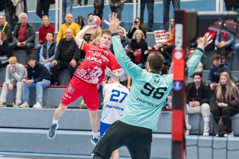 Das Duell Robin gegen Robin im Klassiker