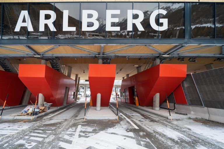 Das lange Warten hat ein Ende: Der Arlbergtunnel ist startklar