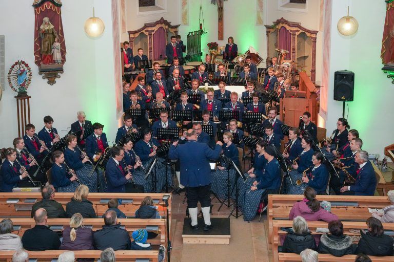 Konzert Emotionen der Harmoniemusik Vandans in der Friedhofskirche