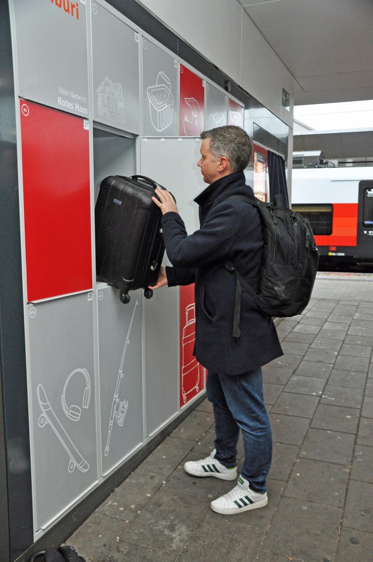 Neue „multifunktionale Locker“ am Bahnhof Dornbirn: Die neuen Schließfächer können weiterhin zur sicheren Aufbewahrung von Gepäckstücken genutzt werden.