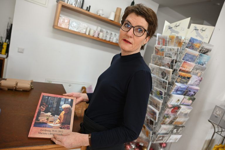 Mariettas Blumenzauber muss schließen: Vor knapp 13 Jahren hat sie ihr Geschäft in der Pontenstraße eröffnet. Kunden waren immer ausreichend vorhanden.