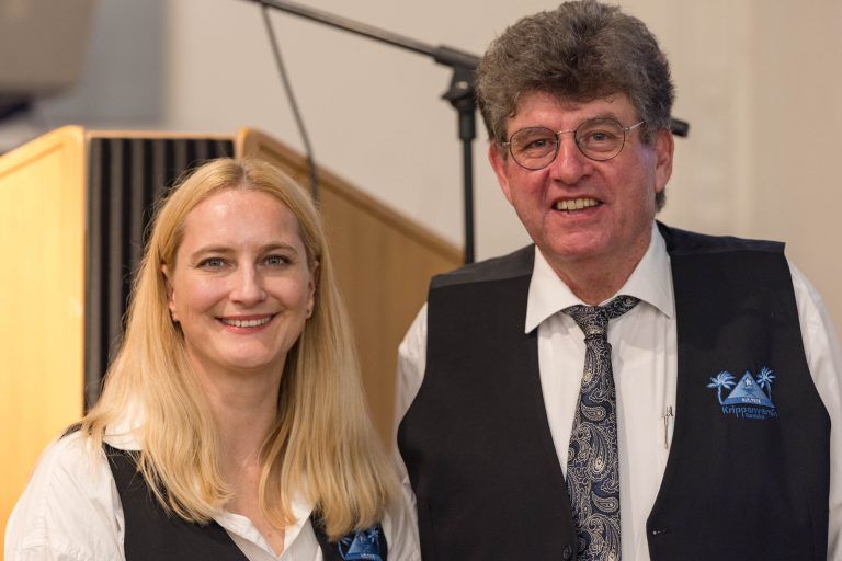 Jubiläumsfest im Zeichen von Tradition und Handwerkskunst: Jasmin Messerle und Walter Mäser führten durch den Abend.