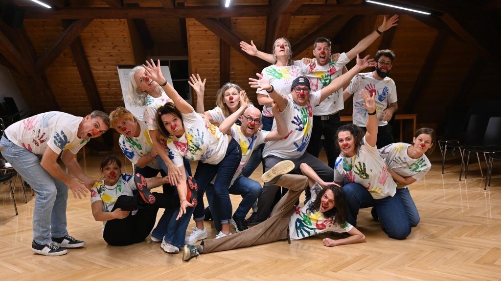 Menschen zum Lachen bringen, will gelernt sein: CliniClowns auf Fortbildung