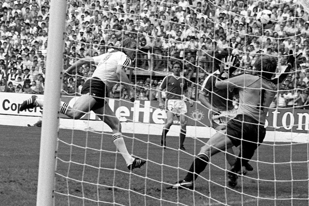 Das &#8220;Kopfball-Ungeheuer&#8221; ist in Hard dabei