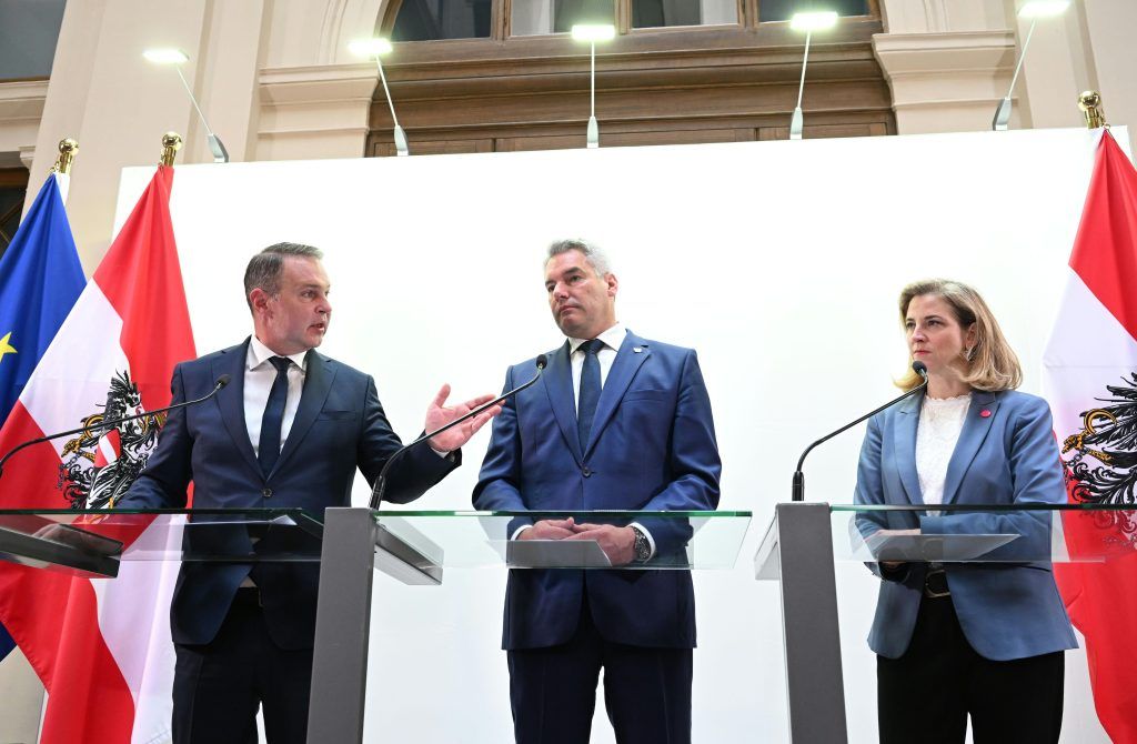 Ein ungewöhnliches Trio: ÖVP, SPÖ und Neos nehmen Koalitionsverhandlungen auf
