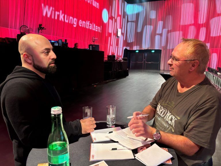 Ali Mahlodij Interview