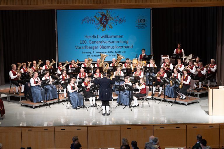 Generalversammlung Blasmusikverband mit Verabschiedung Landesobmann Baldauf