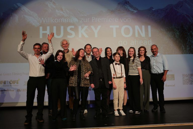 Treffpunkt: Premiere Husky Toni