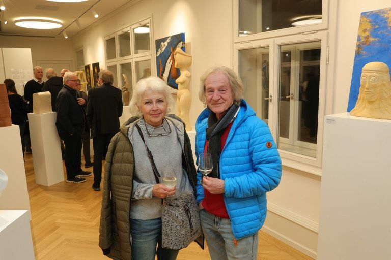 Erste Ausstellung in „Stickerei“ eröffnet