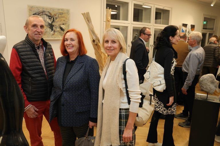 Erste Ausstellung in „Stickerei“ eröffnet
