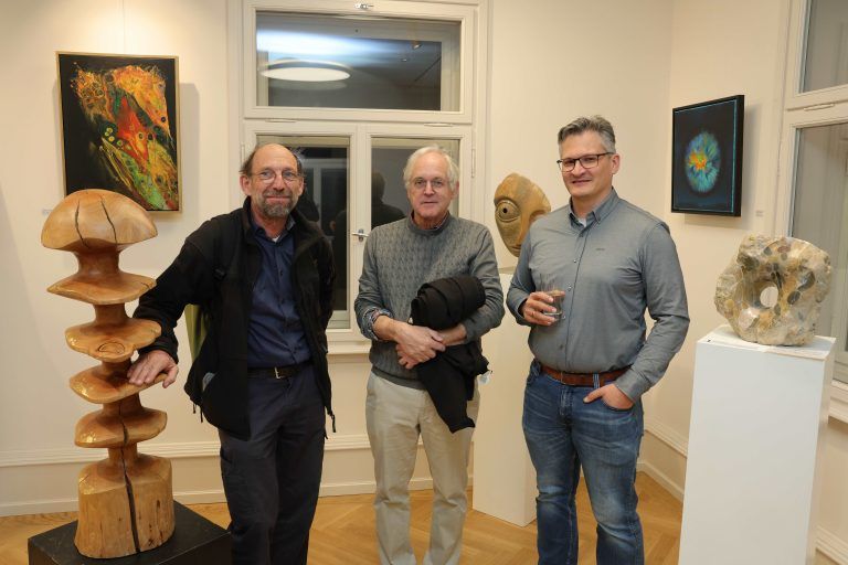 Erste Ausstellung in „Stickerei“ eröffnet