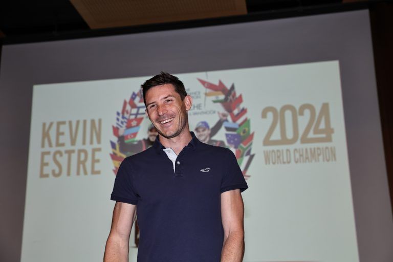 9. Nov. 2024 | Fahrer WEC-Weltmeister-Feier von Kévin Estre in seiner Heimatgemeinde in Höchst mit Freunden, Bekannten, Nachbarn und Familie.