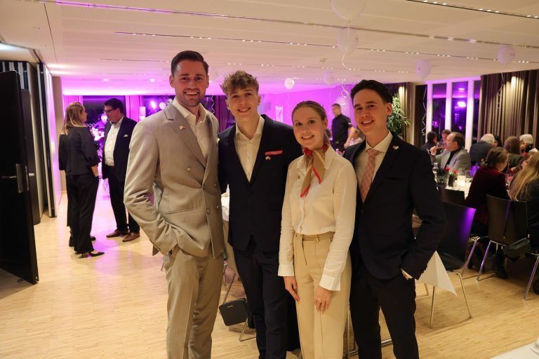 Gründungsfeier von „Rotaract“