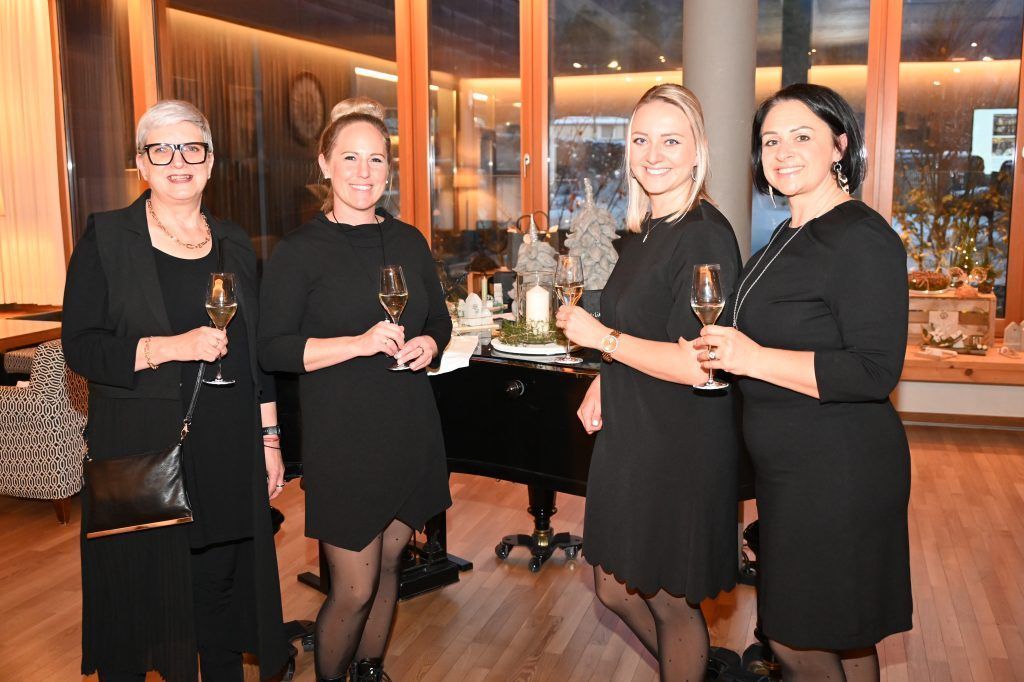 &#8220;Liebe – Lebe – Lache&#8221;