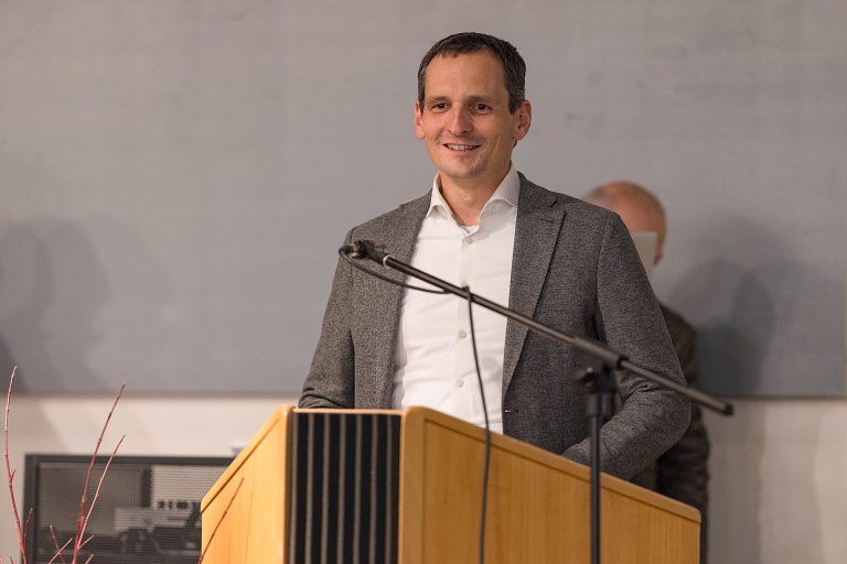 Jubiläumsfest im Zeichen von Tradition und Handwerkskunst: Vizebürgermeister Julian Fässler lobte das Engagement der Vereinsmitglieder.