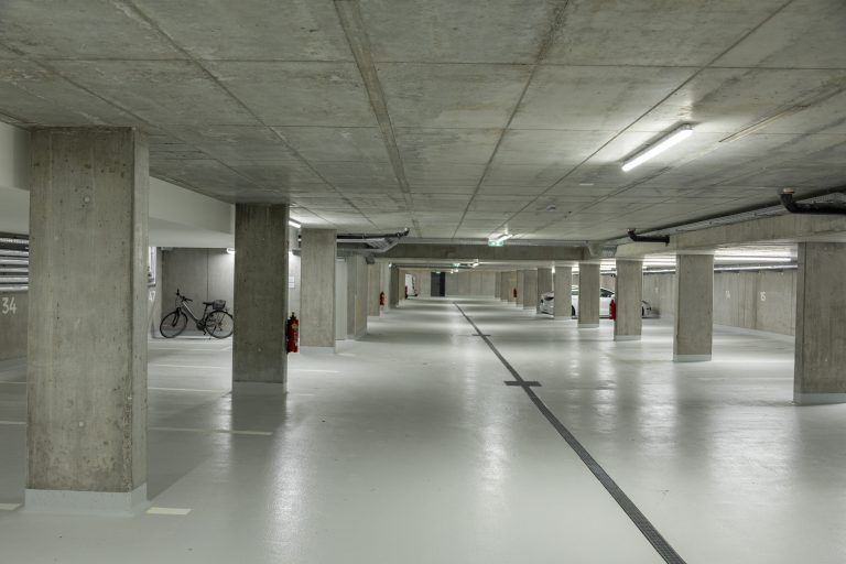 Wohnprojekt in Altach Neues Wohnquartier mit Kindergarten Nahe dem Zentrum von Altach entwickeln wir gemeinsam mit den Architekten Innauer-Matt und der Gemeinde Altach ein Wohnprojekt, das gleich auf mehreren Linien herausragend ist. Bürgermeister. Mag. Markus Giesinger