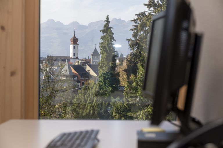 Das IFS Feldkirch ist ins s’Bärahus umgesiedelt und hat sich von der Fläche her stark verkleinert. Durch ein neues Bürokonzept lässt sich das jedoch bewerkstelligen.