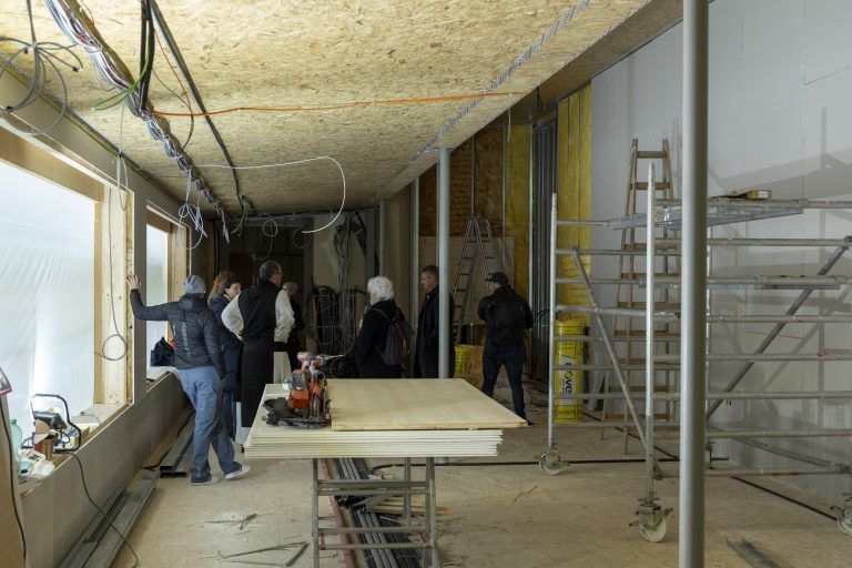 Einblick in Renovierungsarbeiten der Abteikirche Mehrerau Führung mit Restaurateurin Nicole Mayer, Barbara Keiler vom Denkmalamt, Abt Vinzenz Wohlwend und Klosterverwalter Michael Gmeinder