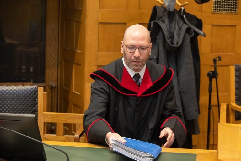 Simon Tschann wegen Amtsmissbrauch schuldig gesprochen