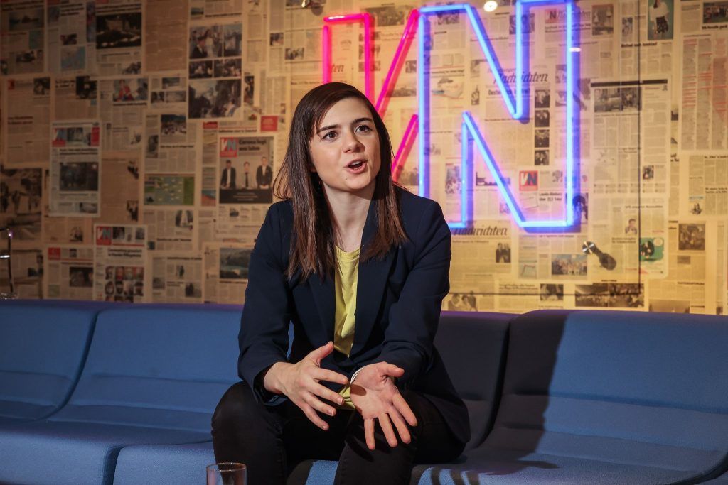 &#8220;Warum heißt Ihre Partei Neos und nicht Neös, Frau Lackner?&#8221;