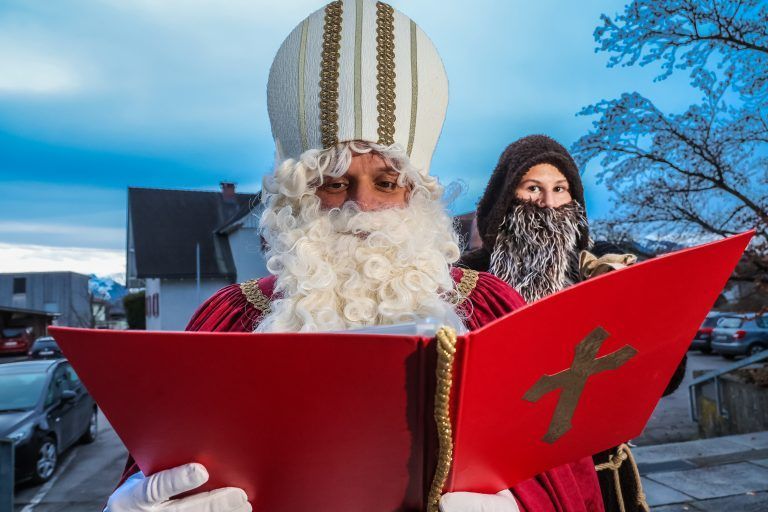 Nikolaus, Bernd Rauch ist Nikolo, wir nehmen ihn für Freitag mit