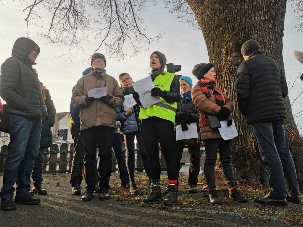 Ein Chor für &#8220;Lala&#8221;: Feldkirch singt gegen die Motorsäge