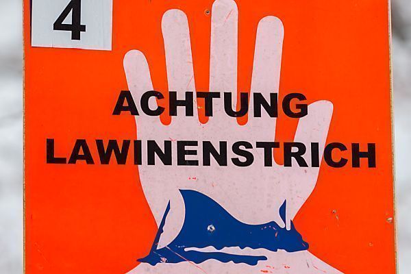 Weiter große Lawinengefahr in Teilen Vorarlbergs und Tirols