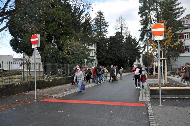Ab sofort gilt stadtauswärts eine Einbahnregelung. - Eröffnung Marktstraße neu