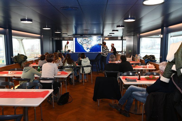 Der Schulungsraum im Obergeschoss. - Yachtclub Hard Charity Christbaum - Yachtclub, Fähre Hard