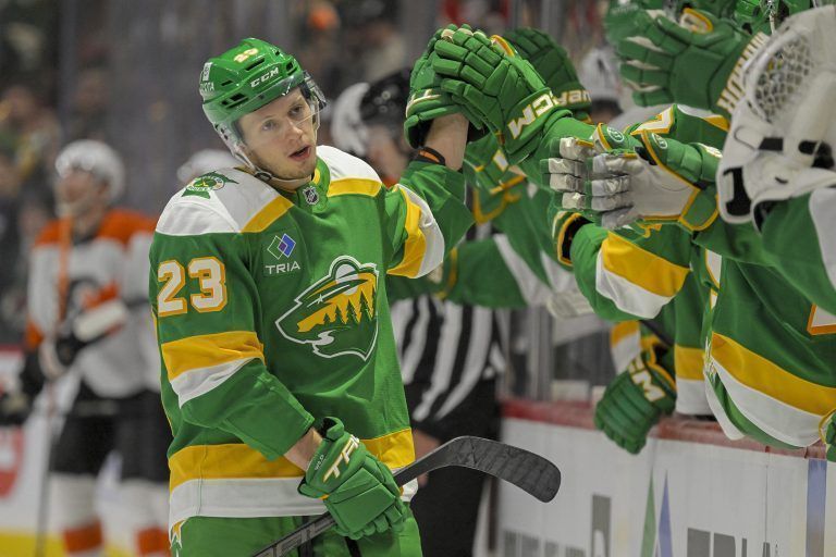 HOCKEY-NHL-MIN-PHI/