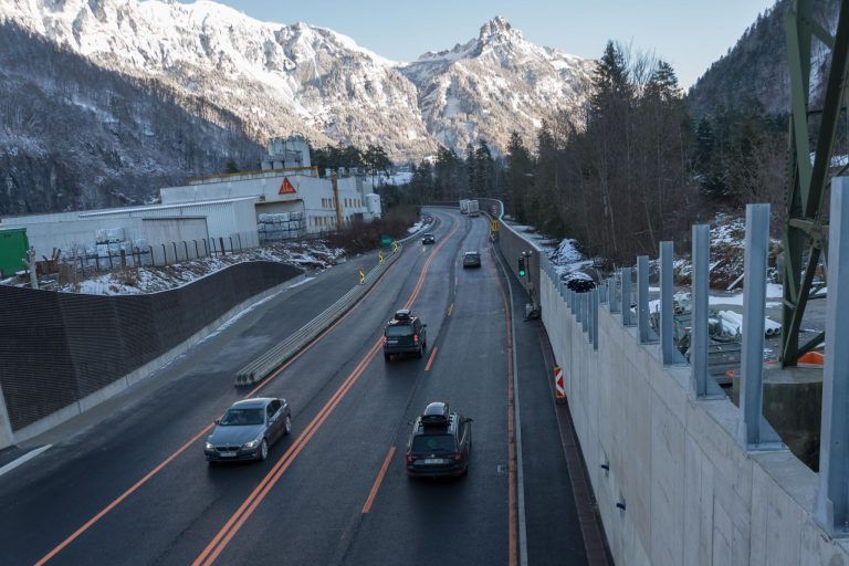Abfahrverbot auf der S16 an fünf weiteren Samstagen